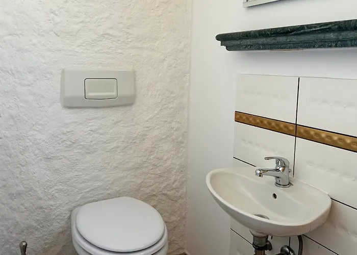 Lägenhet 2 Bedroom Pet Friendly In Opric