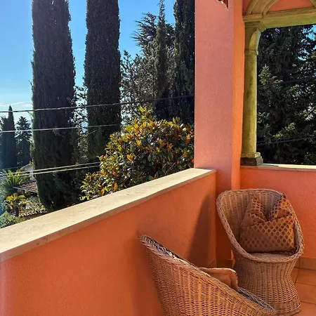 2 Bedroom Pet Friendly In