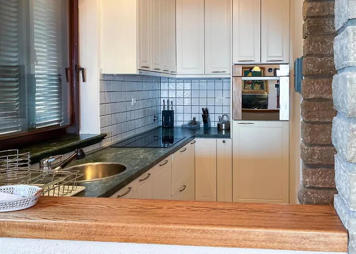 2 Bedroom Pet Friendly In דירה Opric