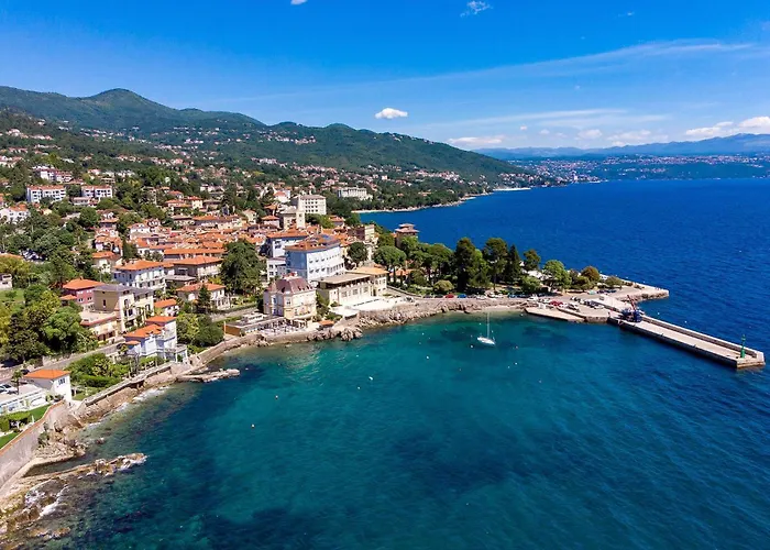 Apartment 2 Bedroom Pet Friendly In